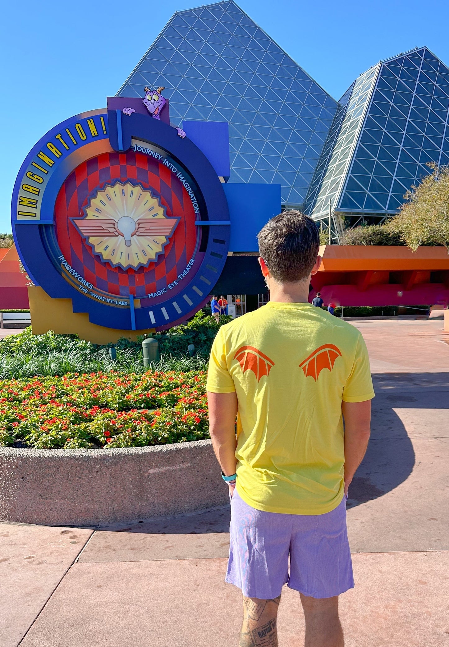 Our favourite Dragons 'Yellow T-shirt' - Tee’s & sweatshirts Unisex All Sizes