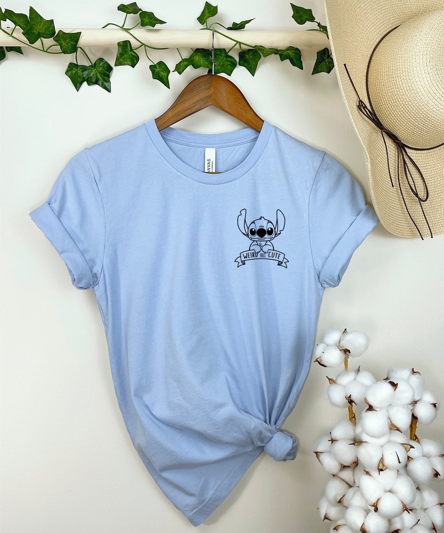 Weird but cute - Tee’s & sweatshirts Unisex All Sizes