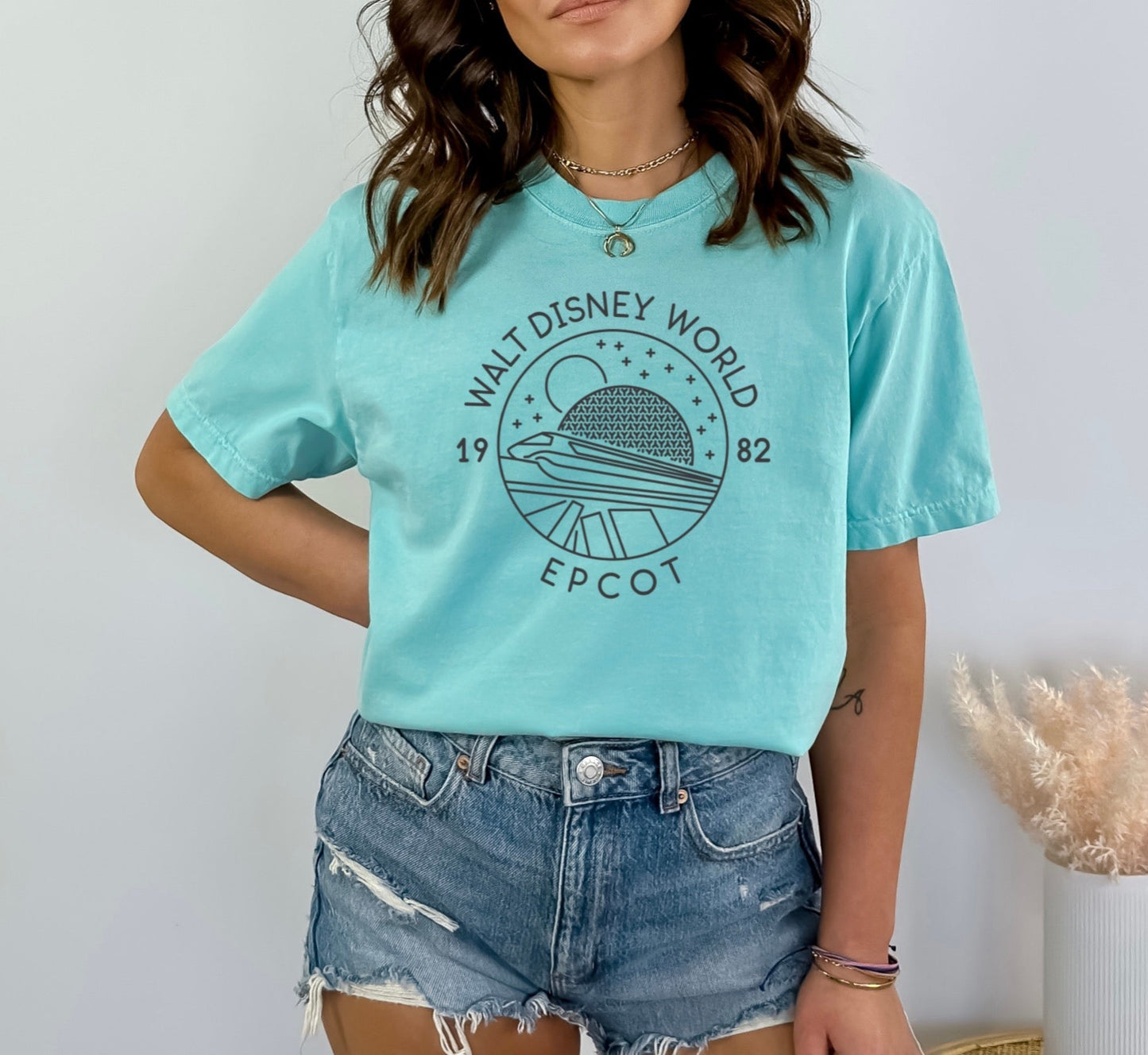 Future World '82 - Tee’s & sweatshirts Unisex All Sizes