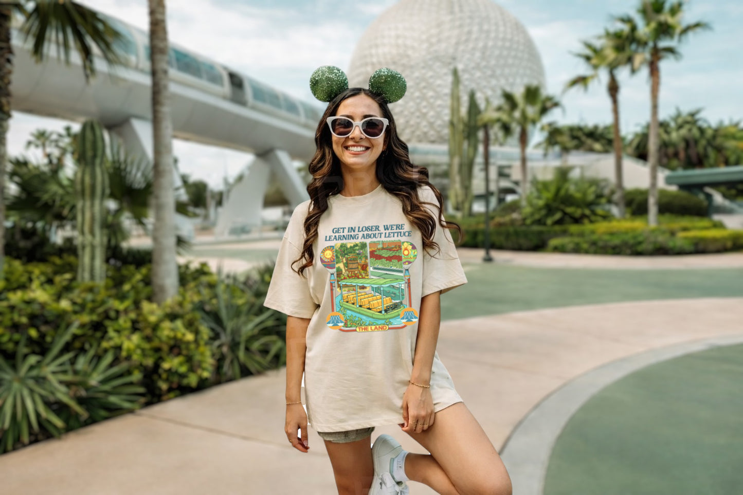 The Land - Tee’s & sweatshirts Unisex All Sizes